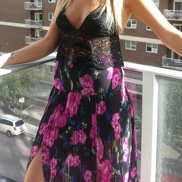 TOBI Purple, Black, & Blue Floral Maxi Skirt (Full-Length) - Sz Medium - Picture 8 of 9